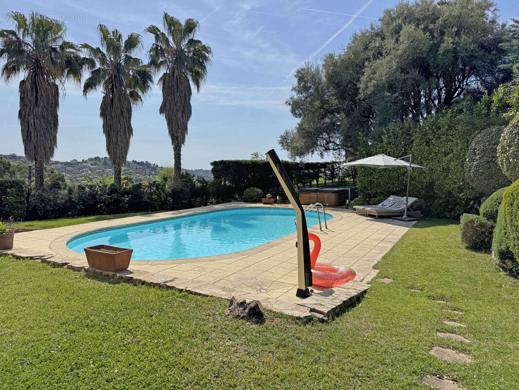 Maison à VENCE