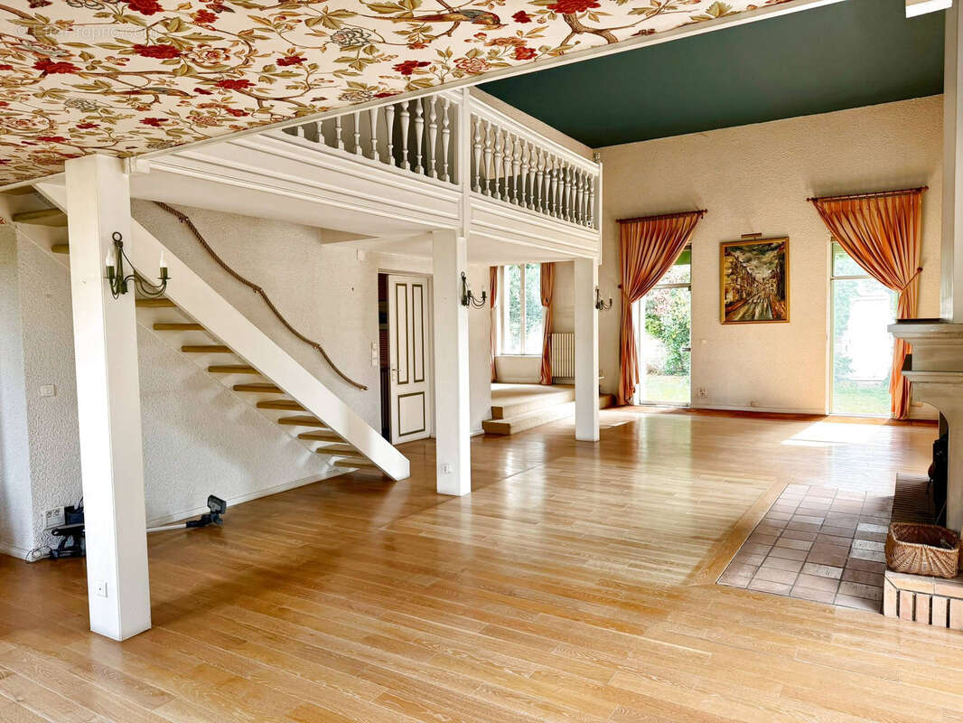 Vente jolie villa sur terrain de 602 m2 avec petite dépendance LUXEUIL LES BAINS - photo 9