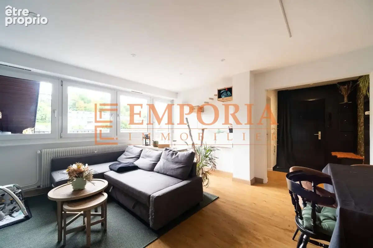 Appartement 4 pièces 92 m² à vendre à Altkirch (68130) - photo 1