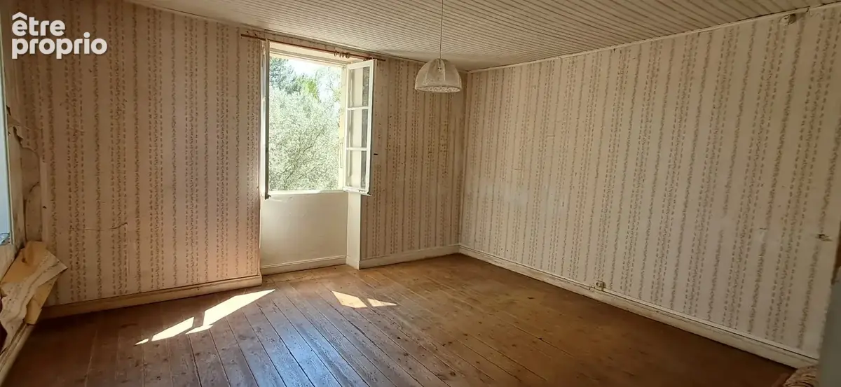 SAINT JEAN POUTGE 32, Maison en pierre à rénover de 139 m², grange  70 m² terrain 1500 m², garage - photo 10