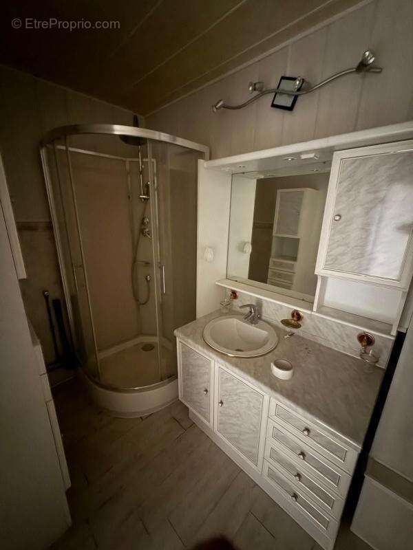 Appartement à SAINT-GRATIEN