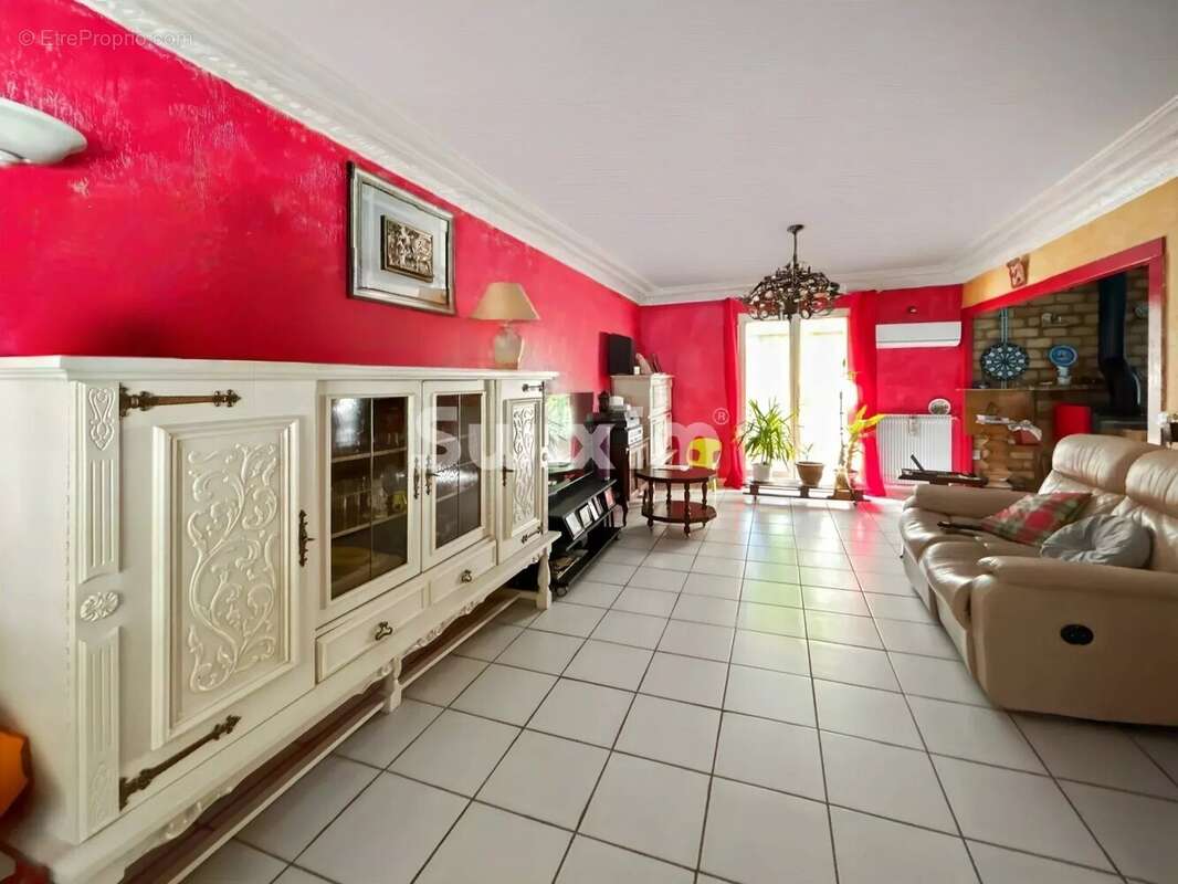 Maison à BOLLENE