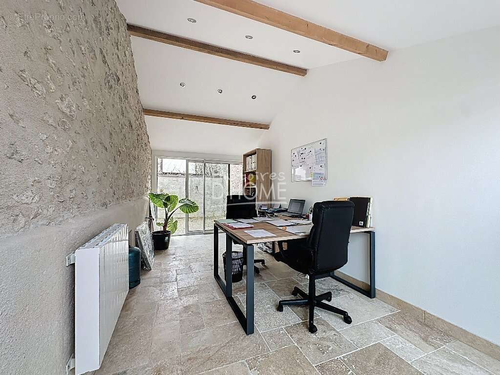 Maison à LA FERTE-GAUCHER