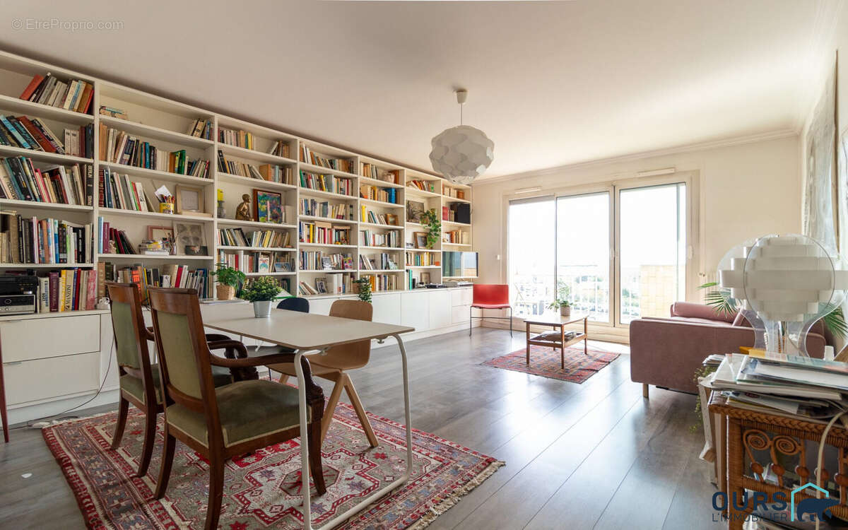 Appartement à SAINT-DENIS