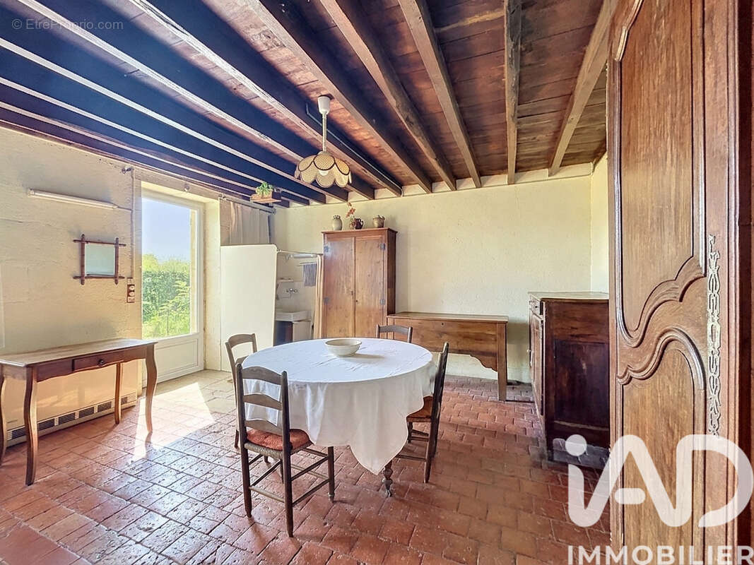 Maison 66 m² à Saint-Sulpice  - photo 3