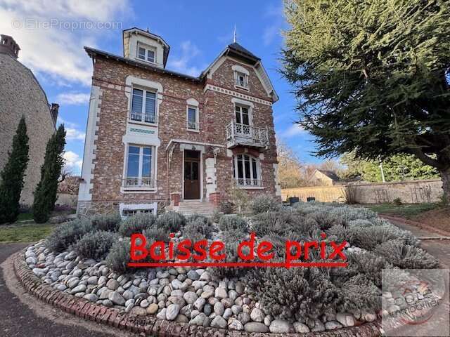 Maison à DOURDAN