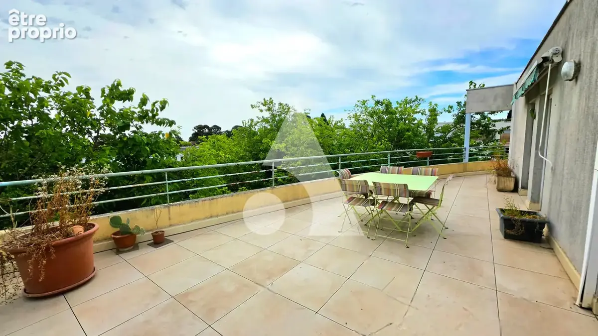 MONTPELLIER AGRICULTURE - Appartement 4 pièces 82 m² avec terrasse de 27 m² et parking - photo 2