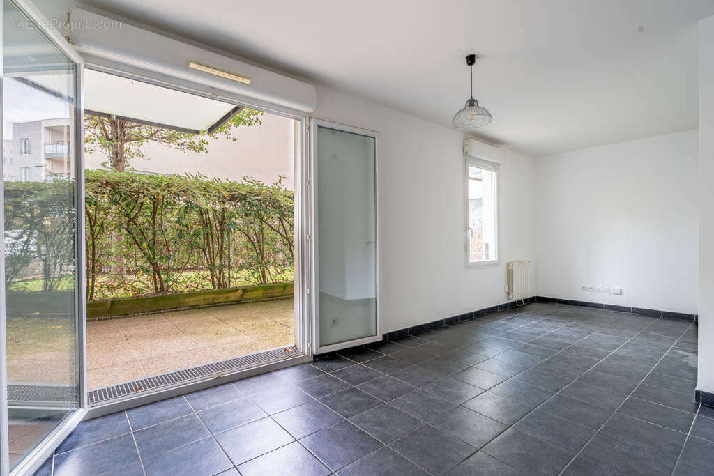 Appartement à LYON-9E