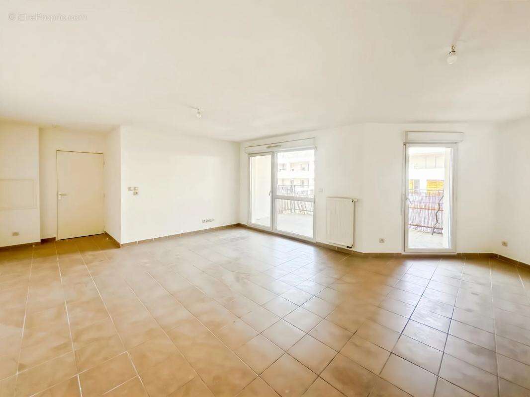 Appartement à MARSEILLE-15E