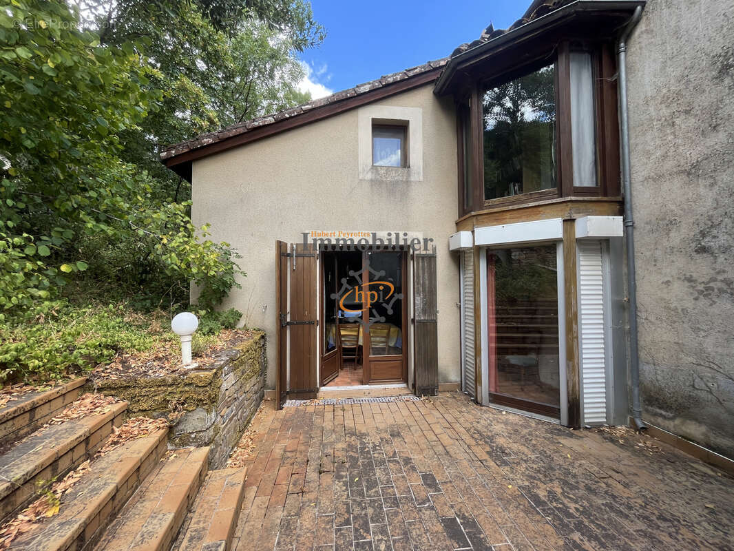 Sylvanès, vente maison avec jardin et garage. - photo 14