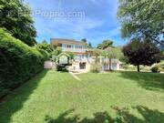 Photo 1 - Maison à VILLIEU-LOYES-MOLLON