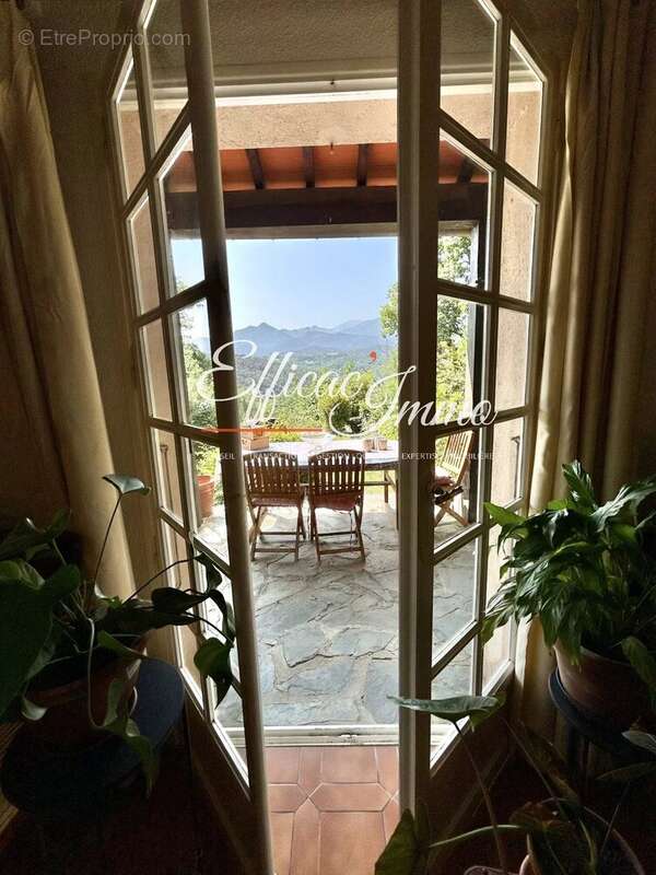 Villa T7 vue sur le Canigou sur 25 700m2 de terrain - photo 8