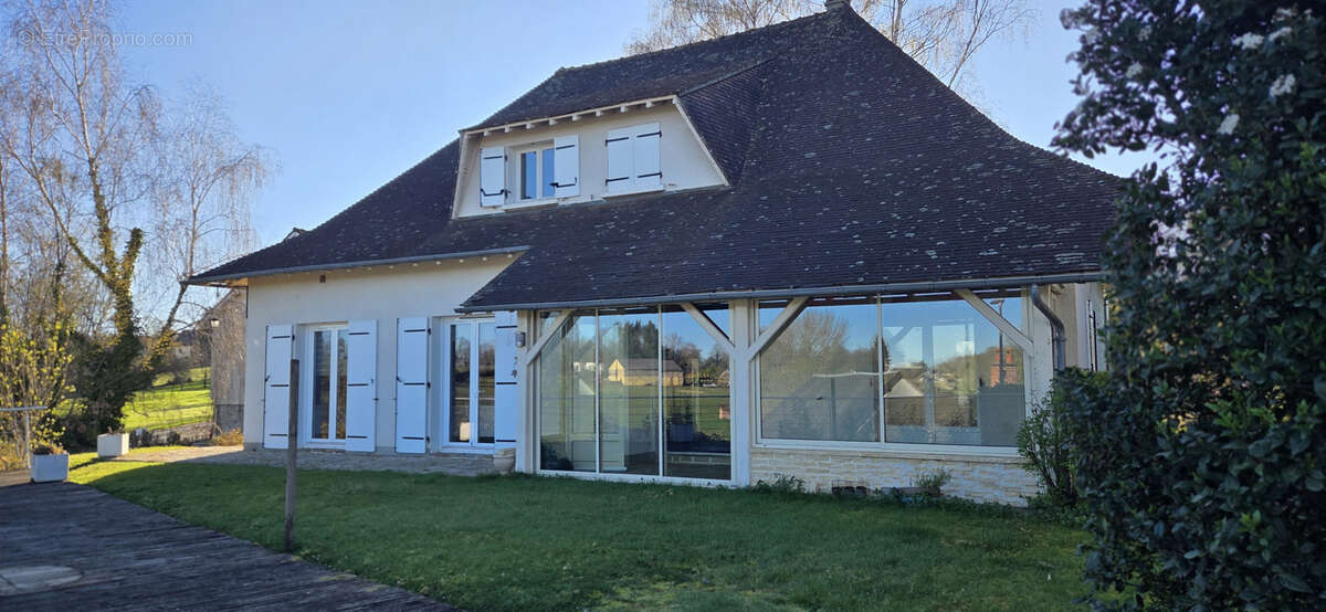 Maison à LUBERSAC