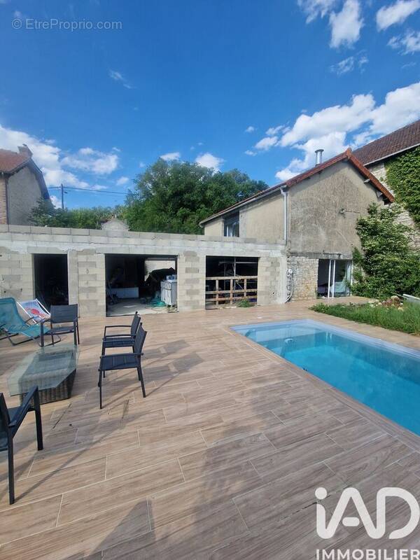 Photo 1 - Maison à LORREZ-LE-BOCAGE-PREAUX