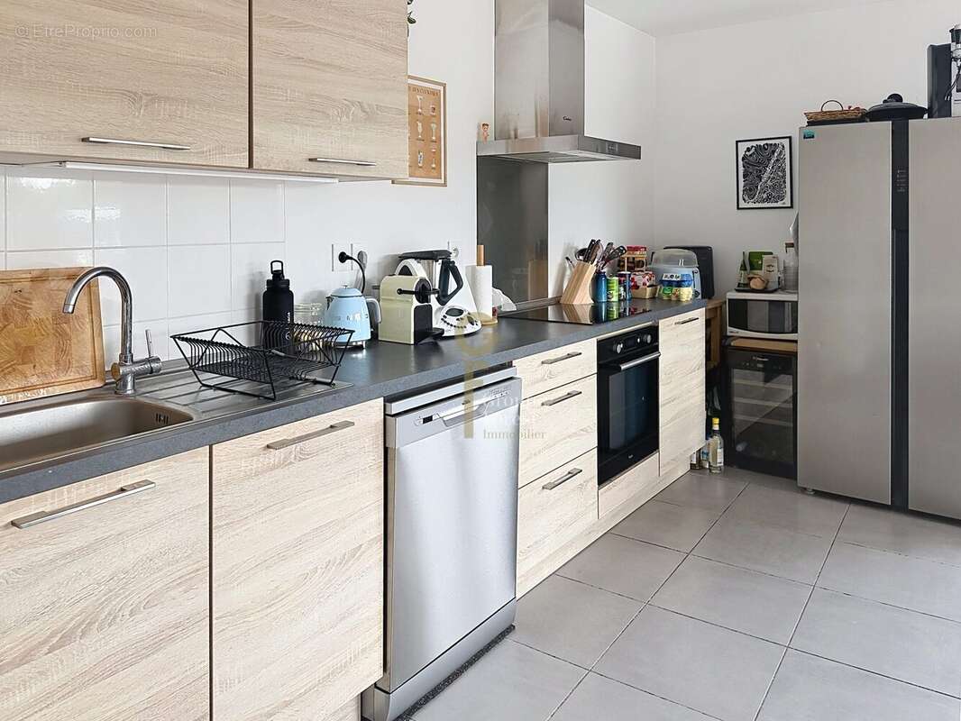 Appartement 82 m² à La Madeleine  - photo 5