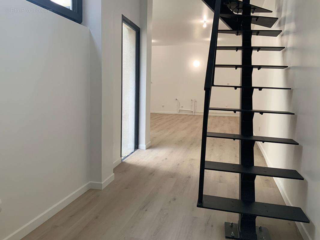 Appartement  T2 en rez de chaussé Fontainebleau - photo 5