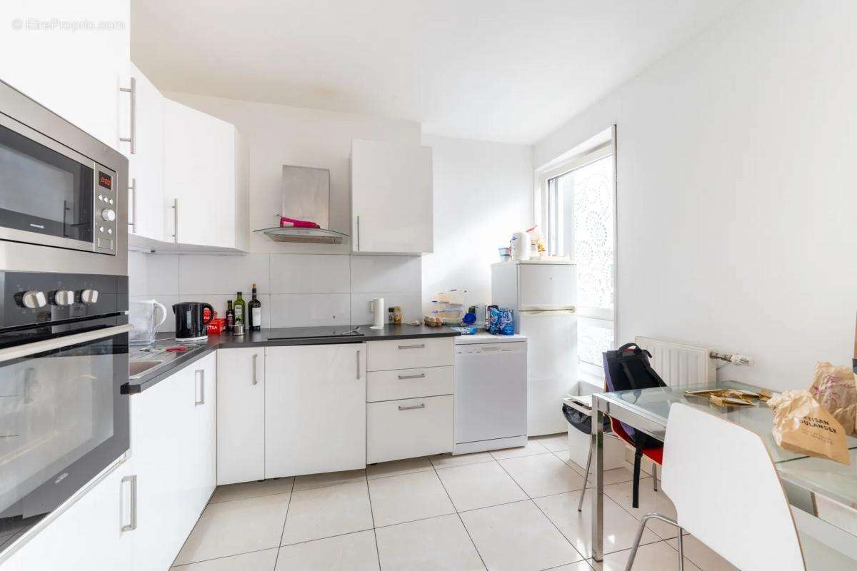 Appartement à PARIS-19E