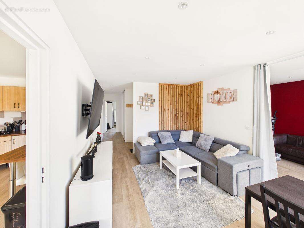 Appartement à COGNIN