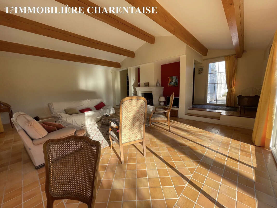 Maison à SAINT-ROMAIN-DE-BENET