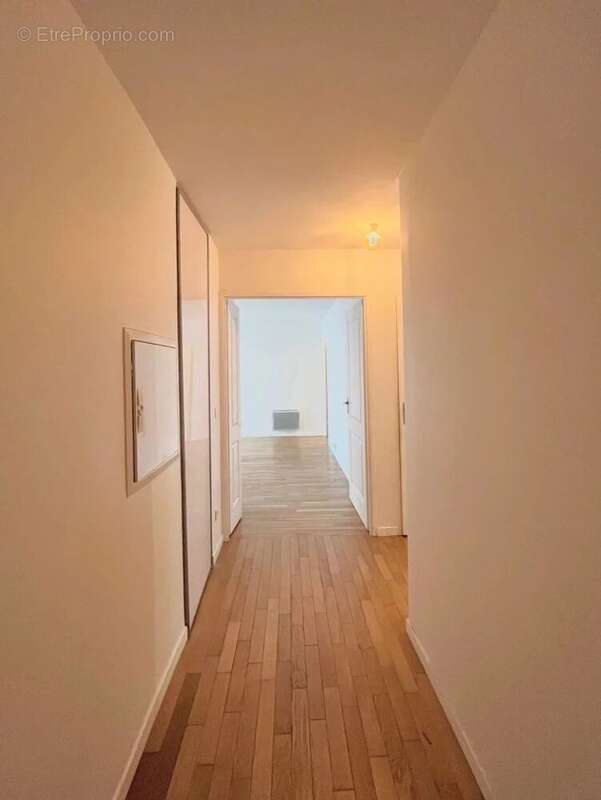 Appartement à CHAVILLE