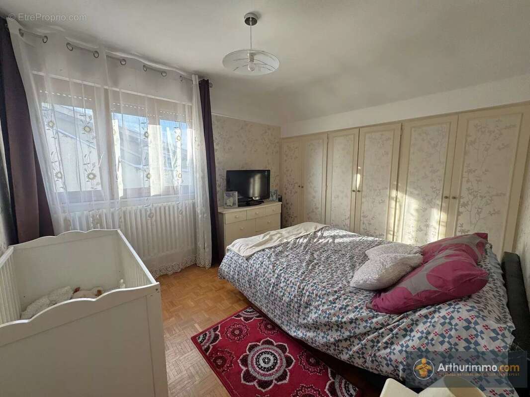 Maison à LES PAVILLONS-SOUS-BOIS