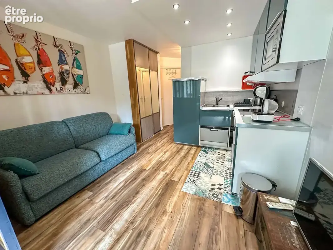 Studio cabine rénové avec parking - photo 1