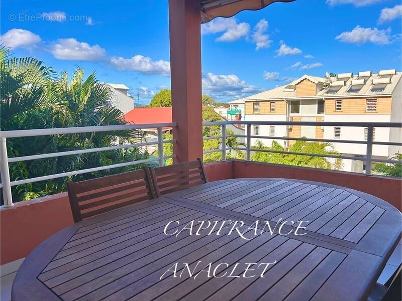 Appartement à LES TROIS-ILETS