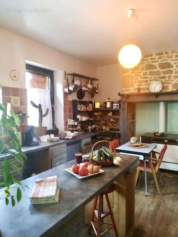 Maison à CRESSENSAC