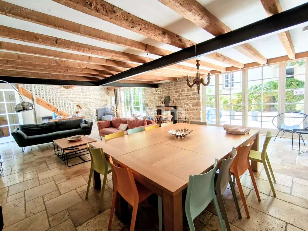 Maison à SANTENAY