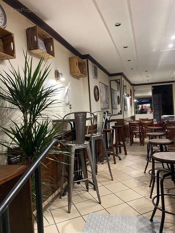 Vente Boutique Nevers(58000) 210 000ï¿œ - photo 8