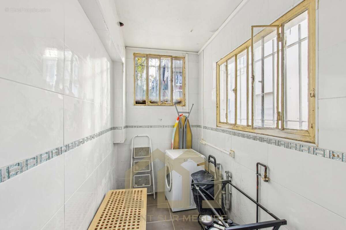 Maison à PARIS-19E