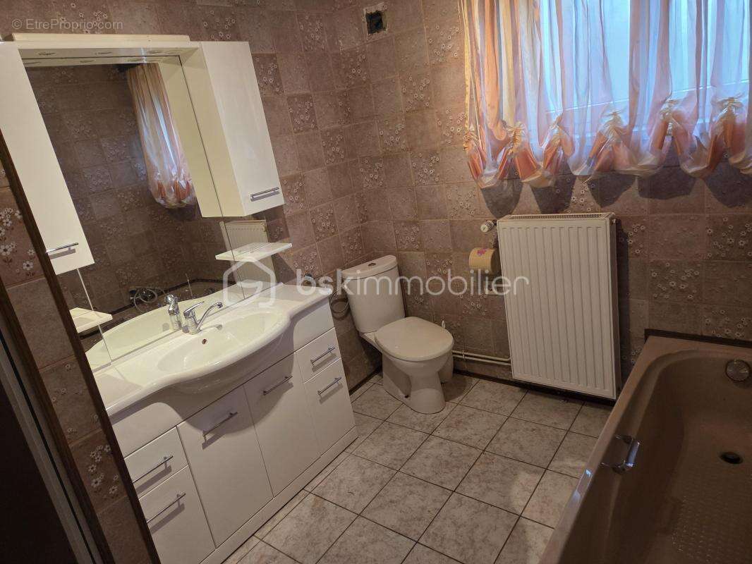 Maison à NOUSSEVILLER-SAINT-NABOR