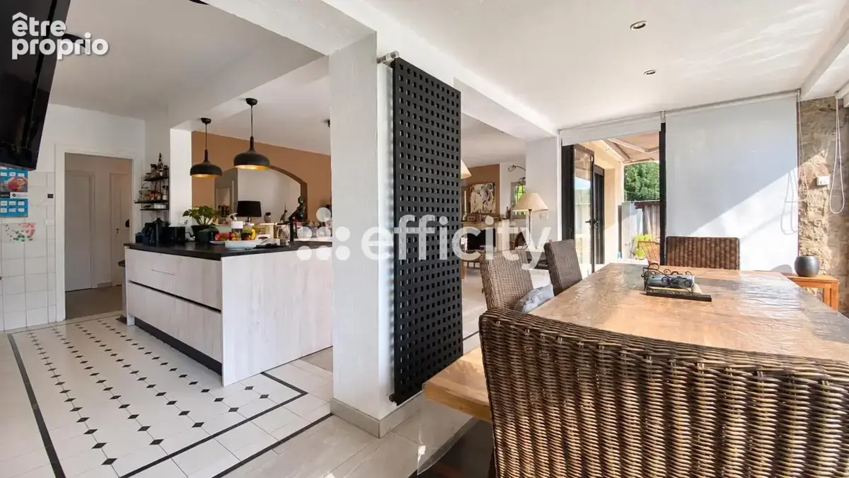 Maison 5 pièces 140 m² à vendre à Mougins (06250) - photo 5