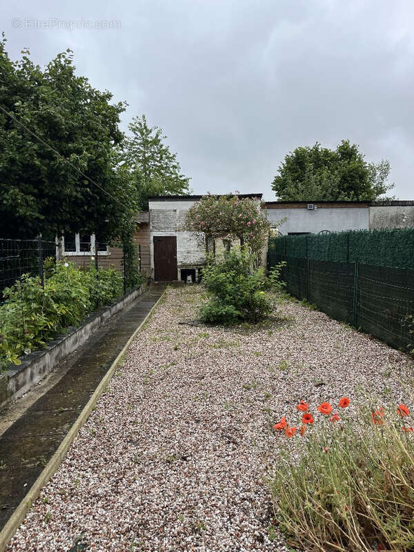 Maison à MONCHEL-SUR-CANCHE