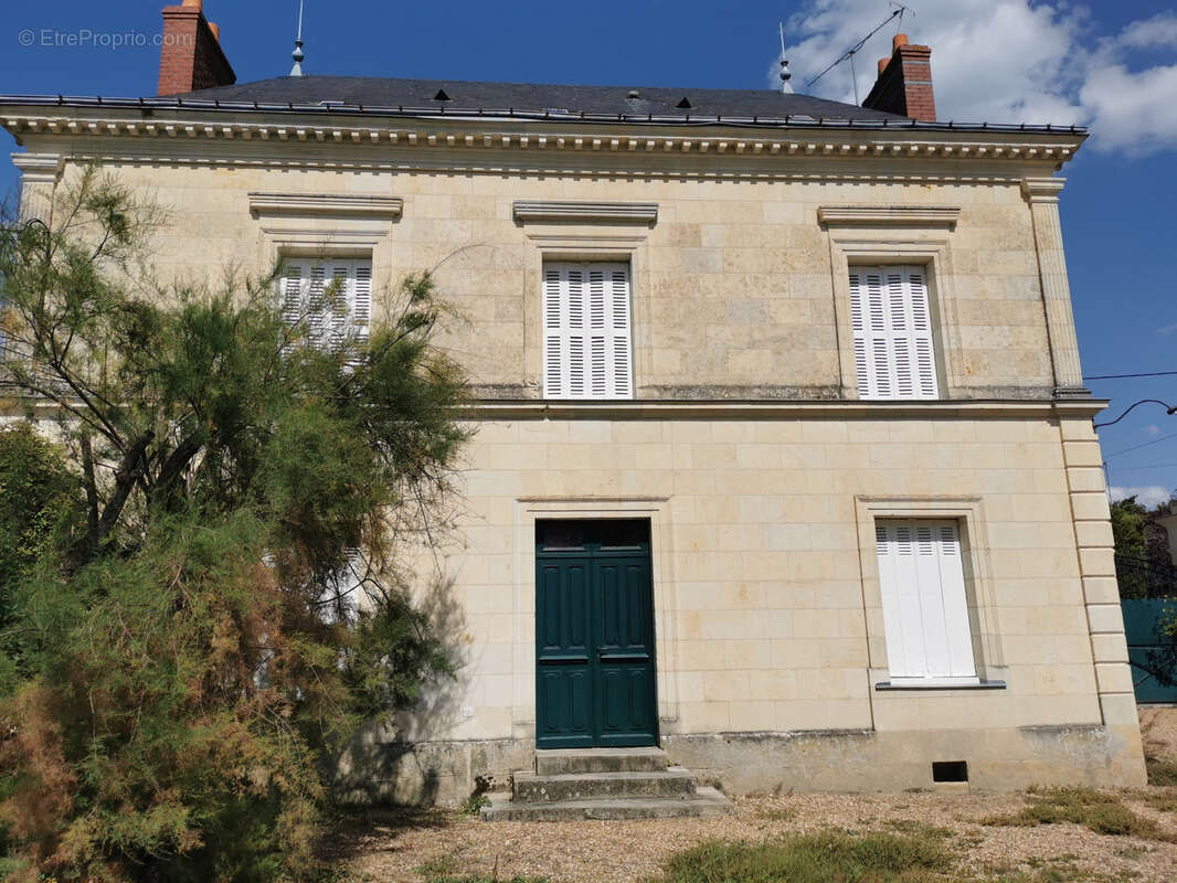 Maison à BENAIS