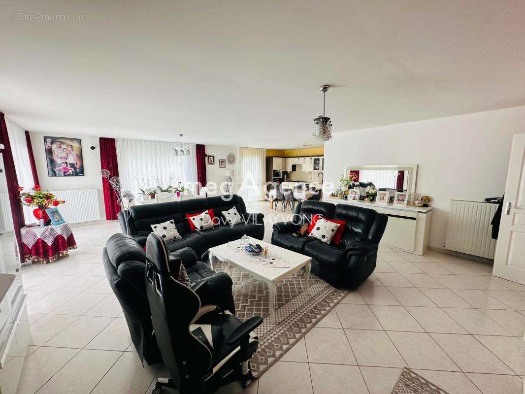 Maison à MORTAGNE-SUR-SEVRE