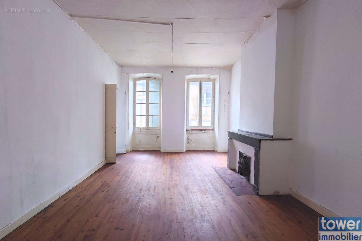Maison à VILLEFRANCHE-DE-ROUERGUE