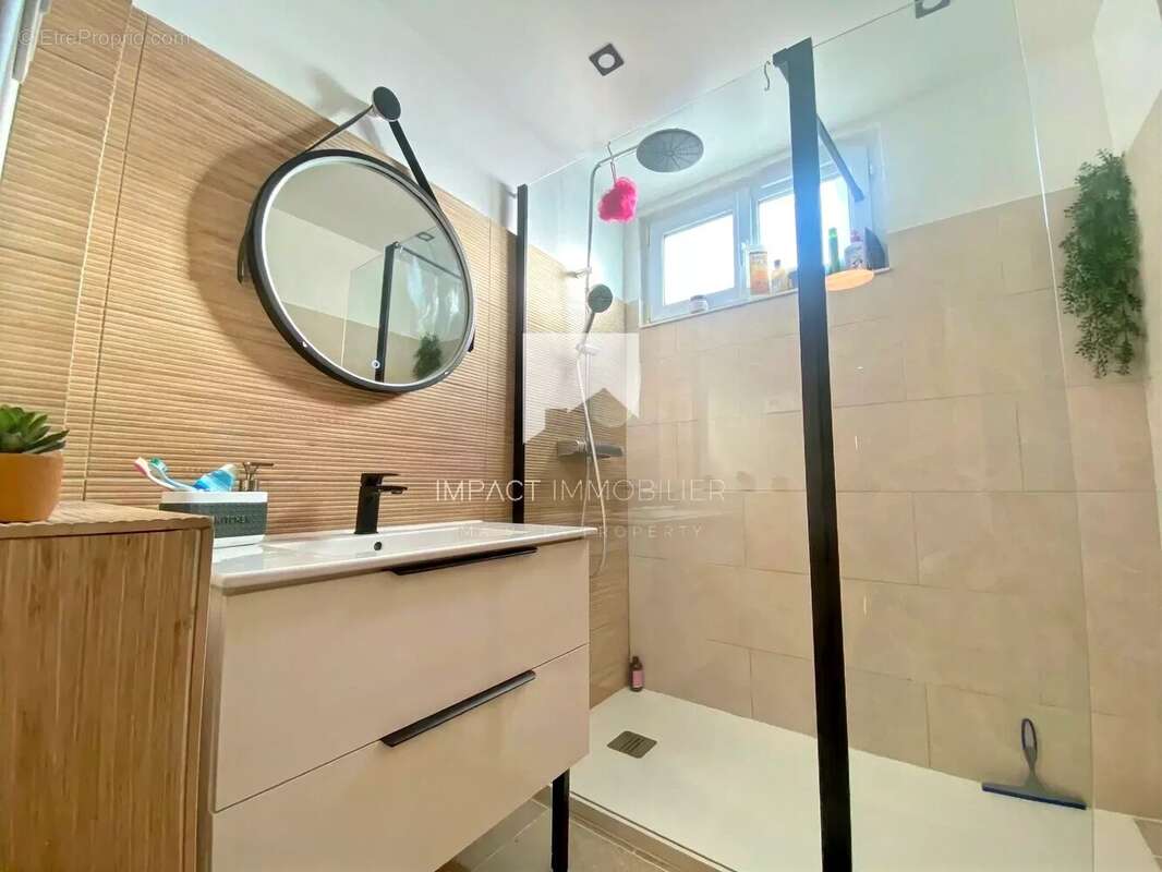 Appartement à HYERES