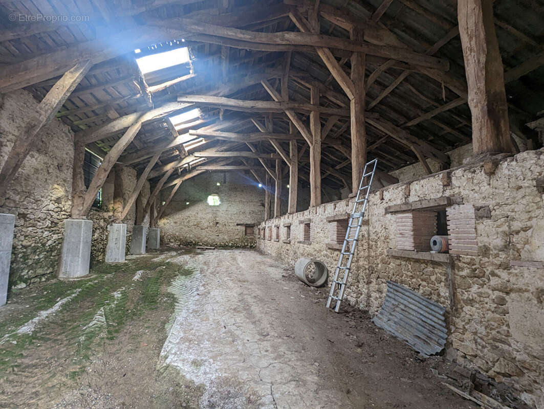 Maison à BRASSAC