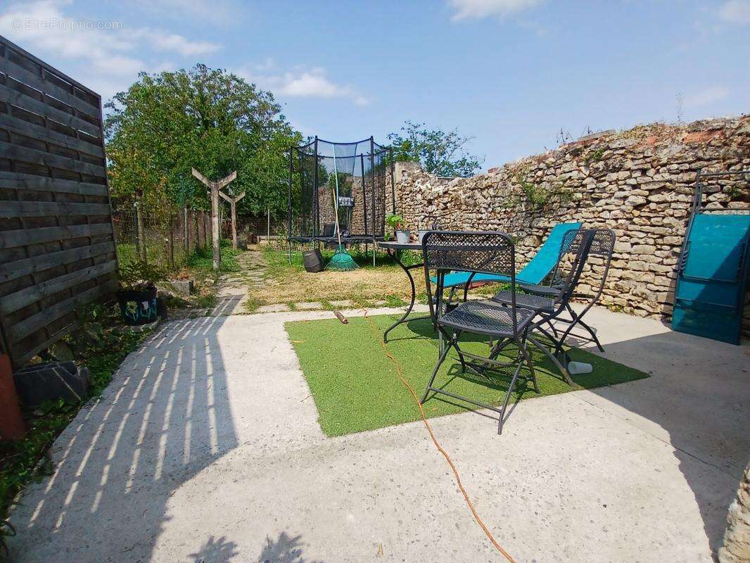 Maison à SAINT-CLAUD