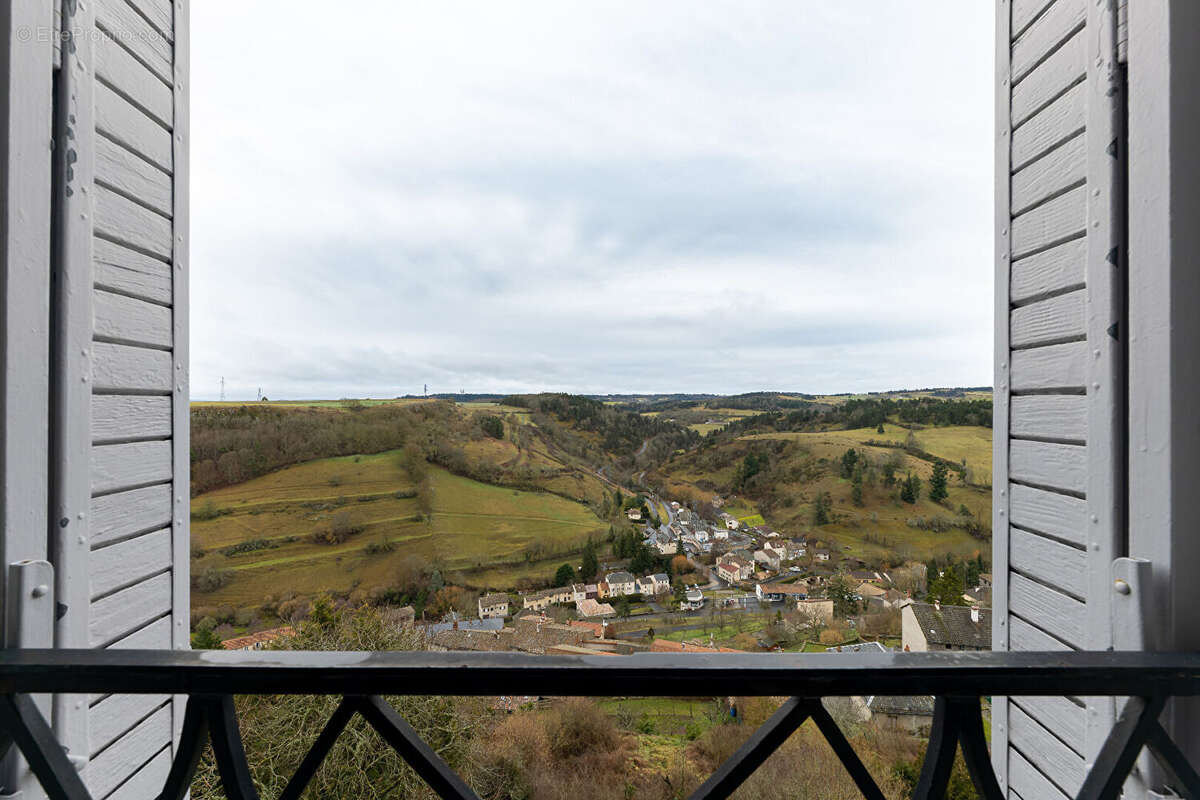 Appartement à SAINT-FLOUR