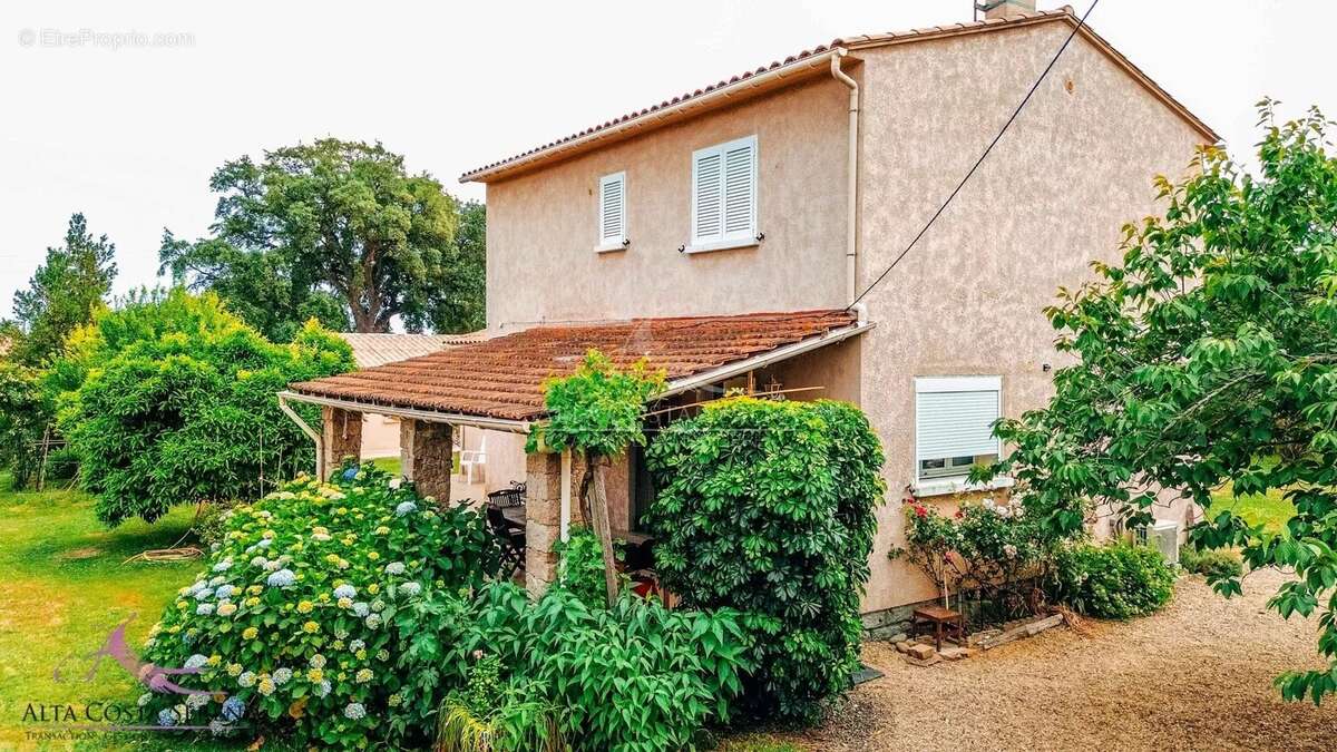 Maison T4 avec dépendance - photo 27