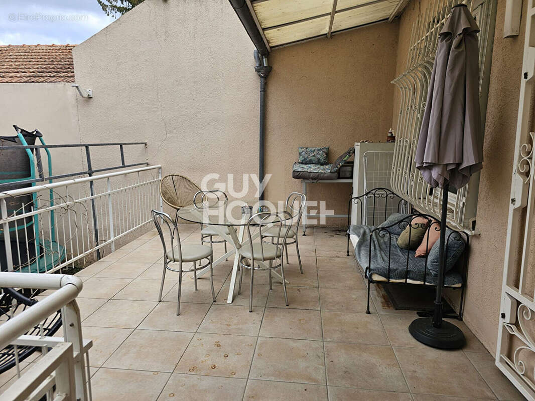 Maison à VILLEURBANNE