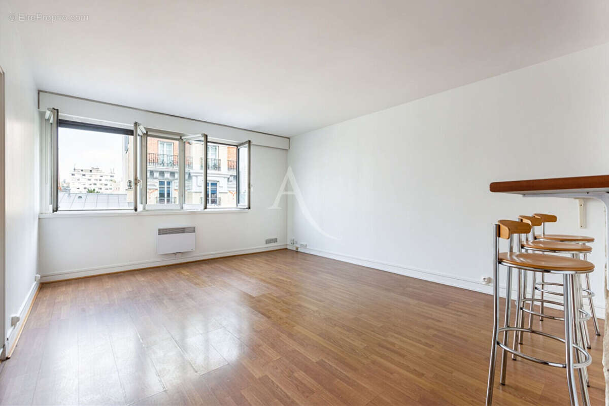 Appartement à PARIS-13E