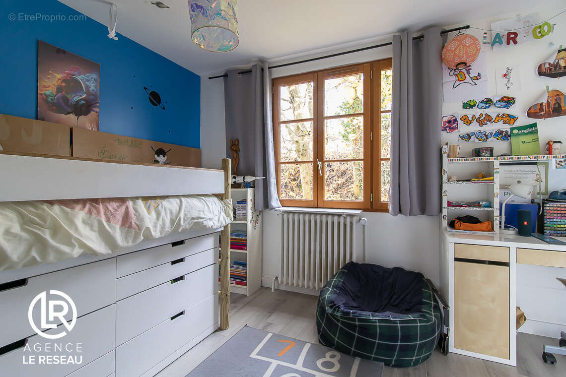 Maison à LOUVECIENNES