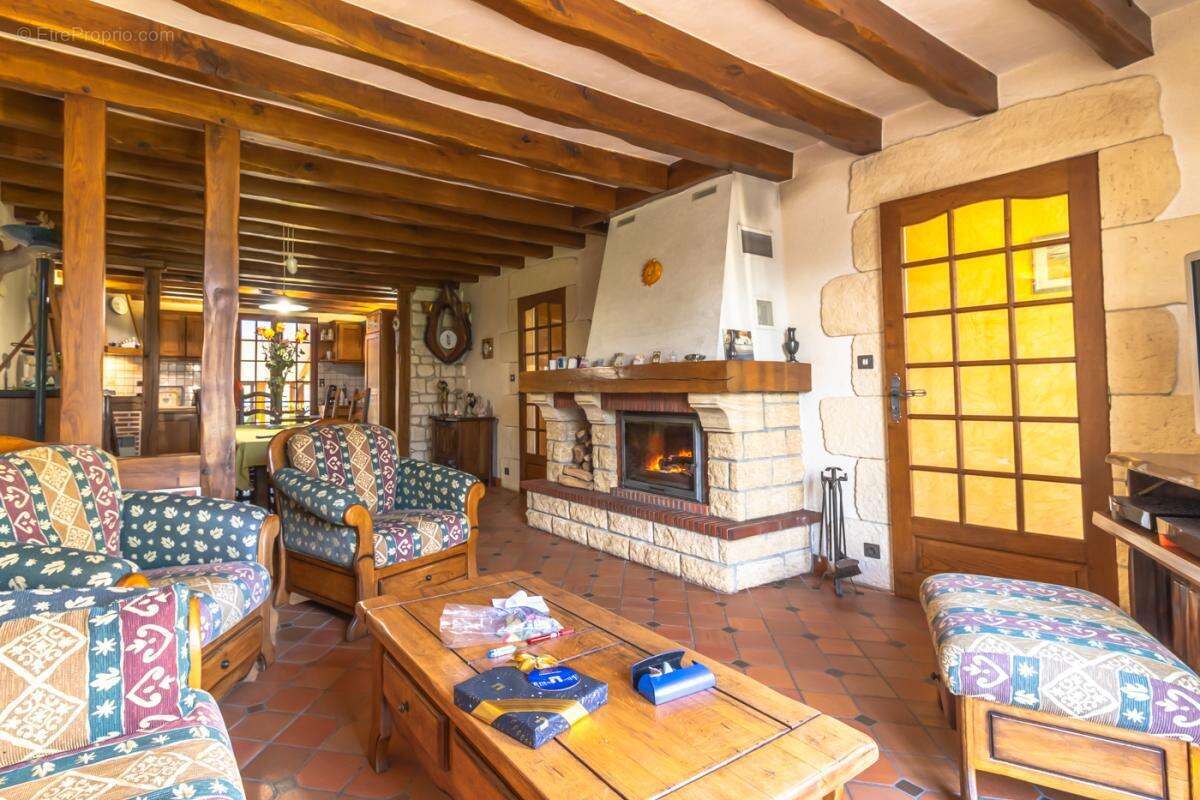 Maison Gievres 6 pièce(s) 137.525 m2 - photo 3