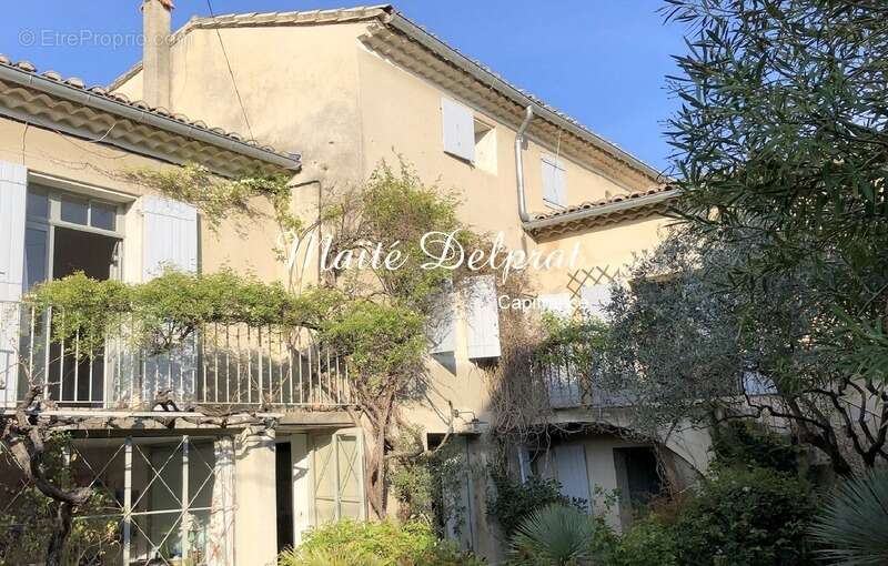 Maison à CAROMB