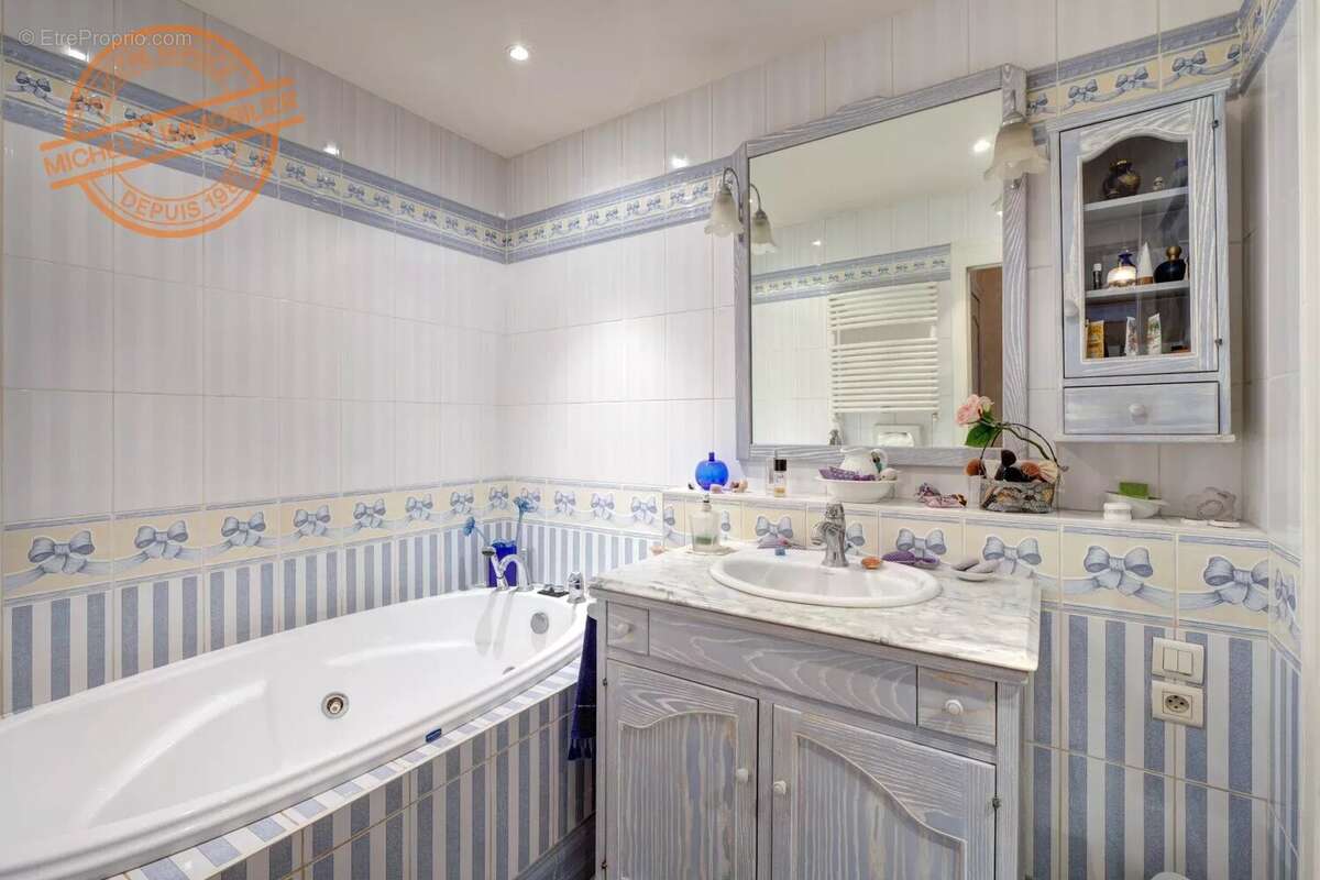 Appartement à LYON-6E