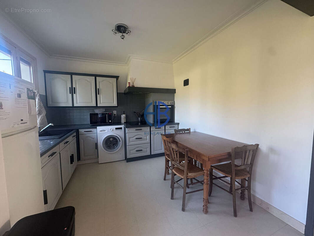 Maison à SERRIERES-DE-BRIORD