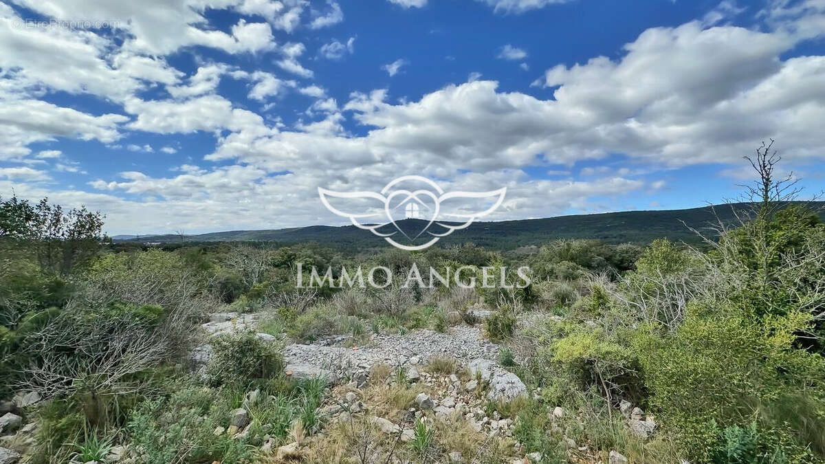 Terrain à MONTARNAUD